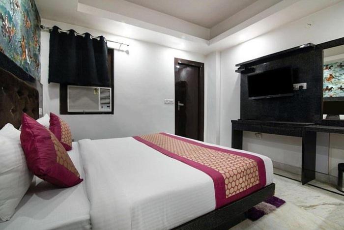 Hotel Shiva International Near By Igi Airport 뉴델리 외부 사진